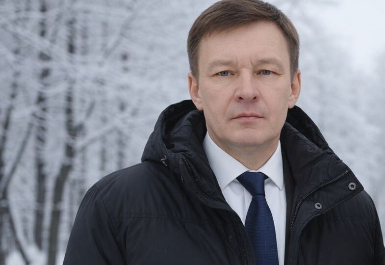 Ставлю Топасы, фановую - по необходимости. Всё работает, проблем нет