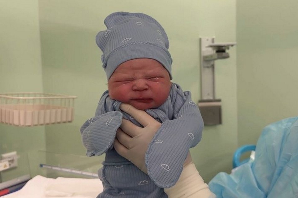    В Красноярске в январе родился мальчик весом 490 граммов. Фото: министерство здравоохранения края