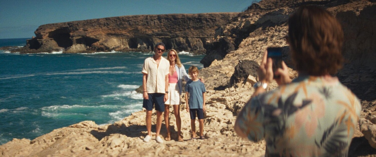 Кадр из фильма "Острова".