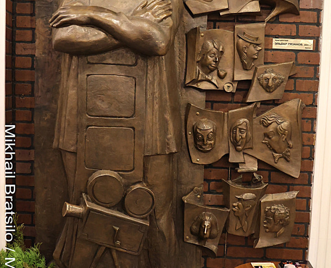 95 лет без антракта: «Москонцерт» чествует артистов, работающих в любую погоду