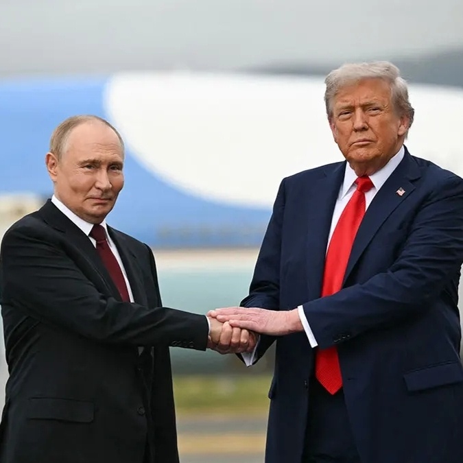 Владимир Путин и Дональд Трамп на встрече в Анкоридже (Аляска)