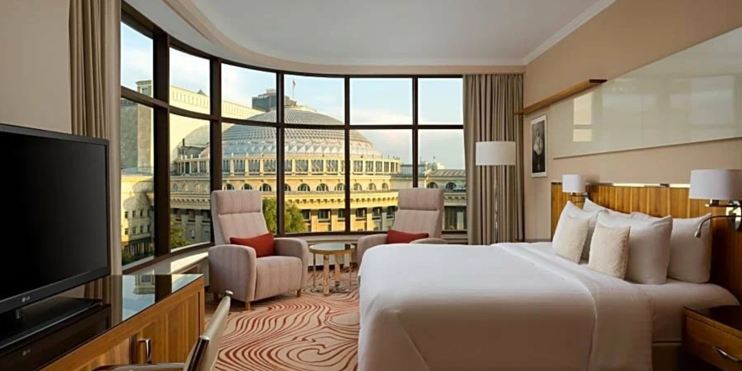 Отели с бассейном и SPA в Новосибирске: мини-отпуск без чемоданов (от 6 000 ₽ за ночь)