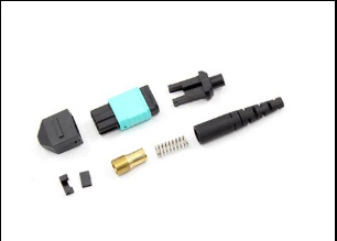 Рисунок 2. Коннектор MTP