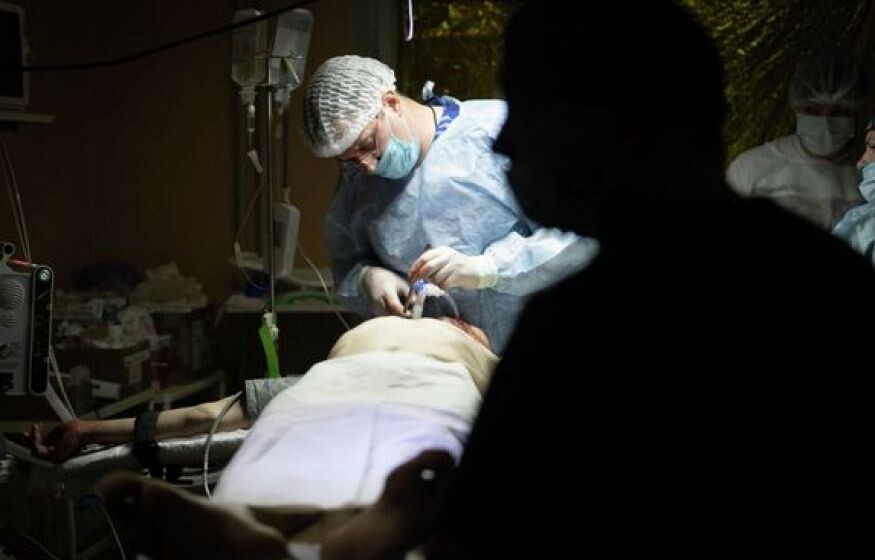    Военный хирург получает меньше санитарки: депутат Делягин требует справедливости в Минобороны