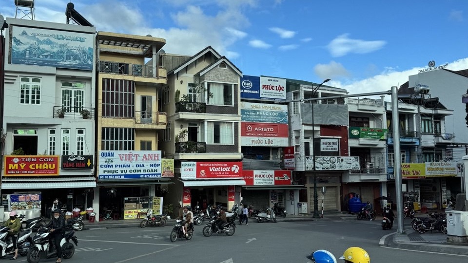 "А еще есть просьба, рассказывать на вашем канале о более сложных турах, чем просто отельный отдых", - просят подписчики