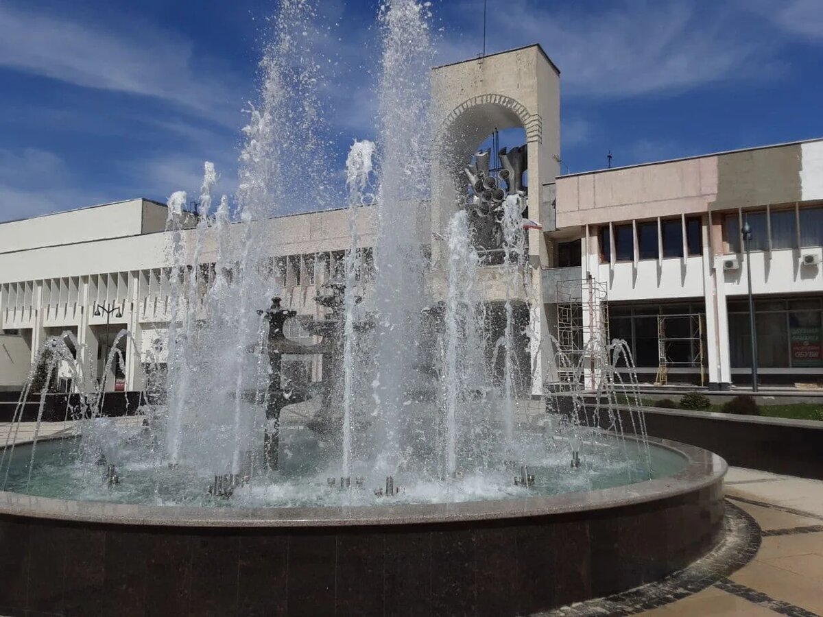 Симферопольские фонтаны.