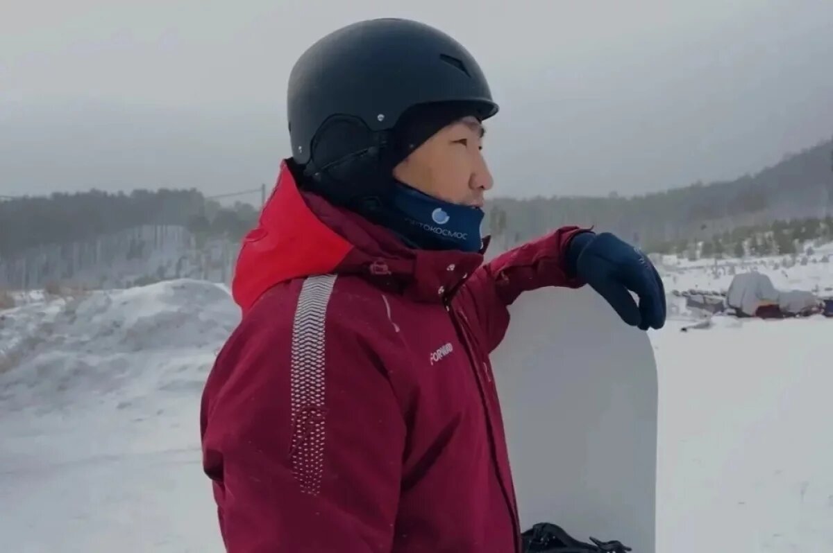    Сергей нашёл в себе силы встать на сноуборд. А теперь он делится своим опытом с начинающими спортсменами — но уже в качестве тренера.