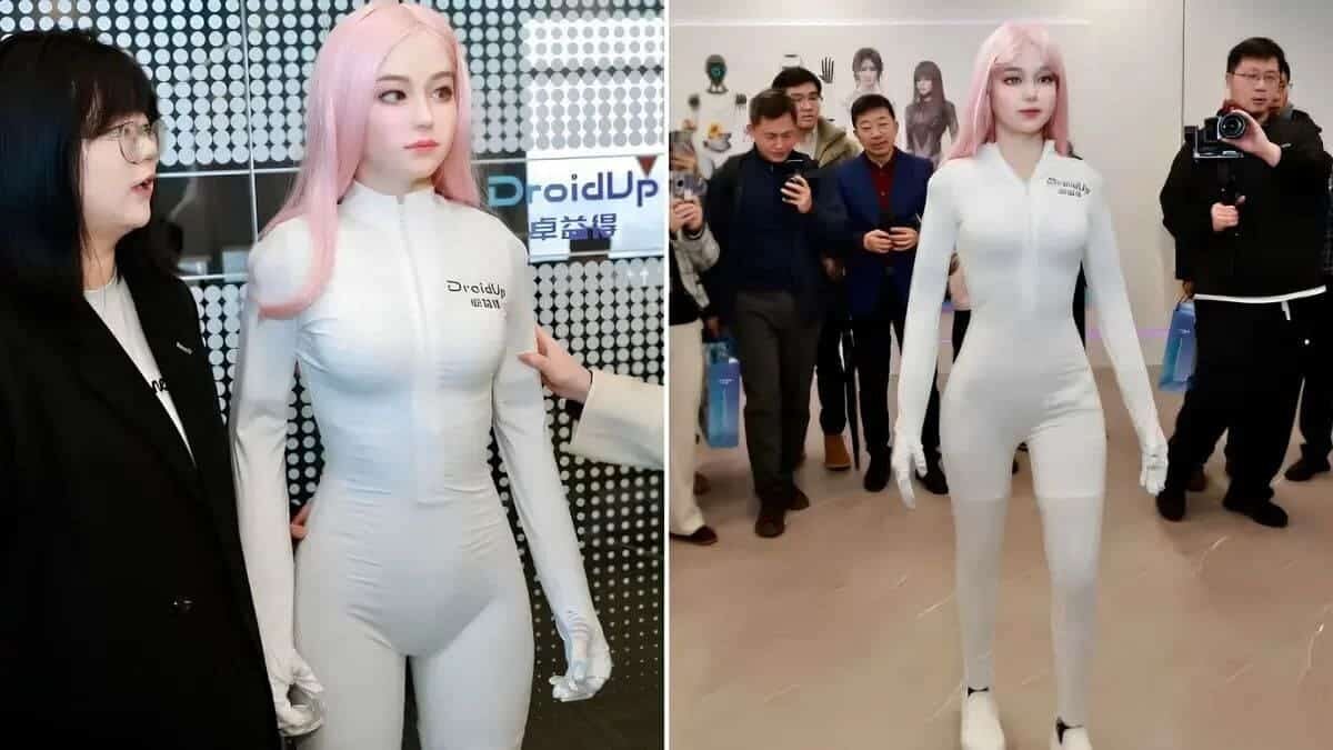    Робот Moya / © DroidUp / WeChat