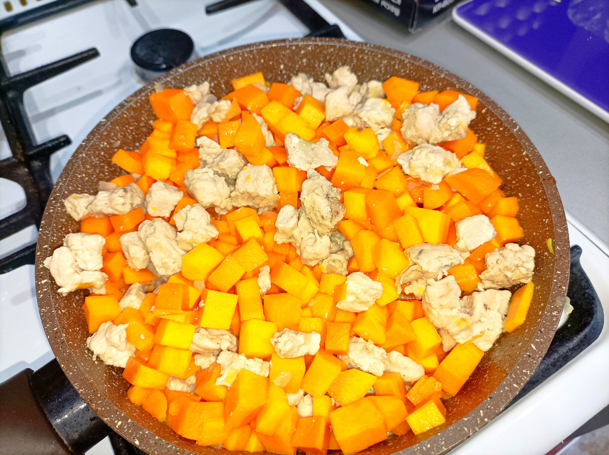 Жарю мясо и тыкву
