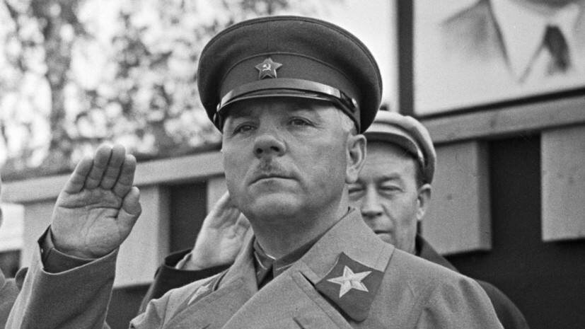 Климент Ефремович Ворошилов.