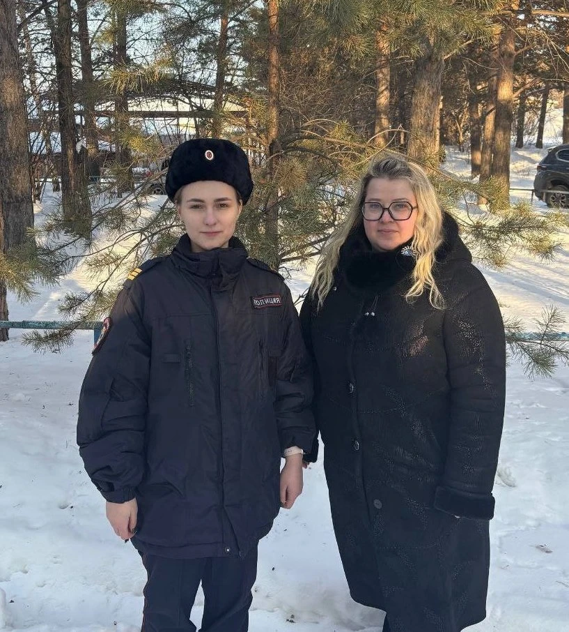     Сосновоборские полицейские помогли обеспокоенной матери найти потерявшуюся дочь