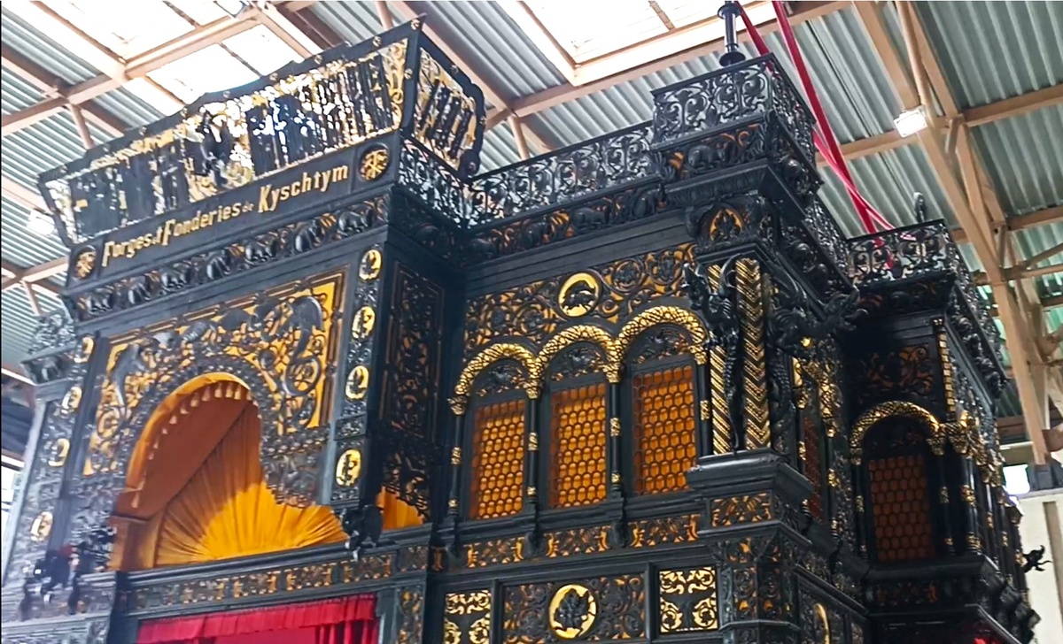 Чугунное кружево каслинского павильона