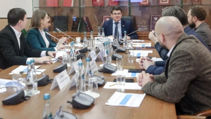 Руководители СМИ предложили меры против «юридического экстремизма»