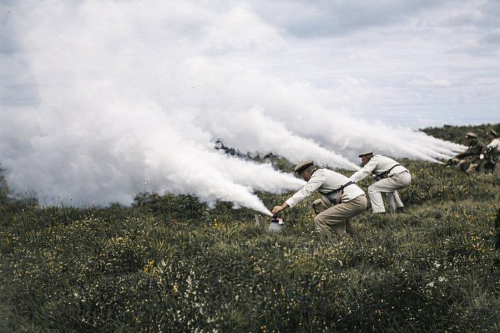 Немецкие войска применяют отравляющий газ