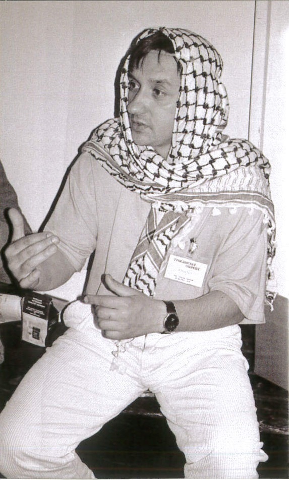 Роман Неумоев в мае 1994 года (Москва, УДС "Крылья Советов", акция "Русский Прорыв"). Фото из оформления альбома Инструкции По Выживанию "Русский Прорыв В Москве".