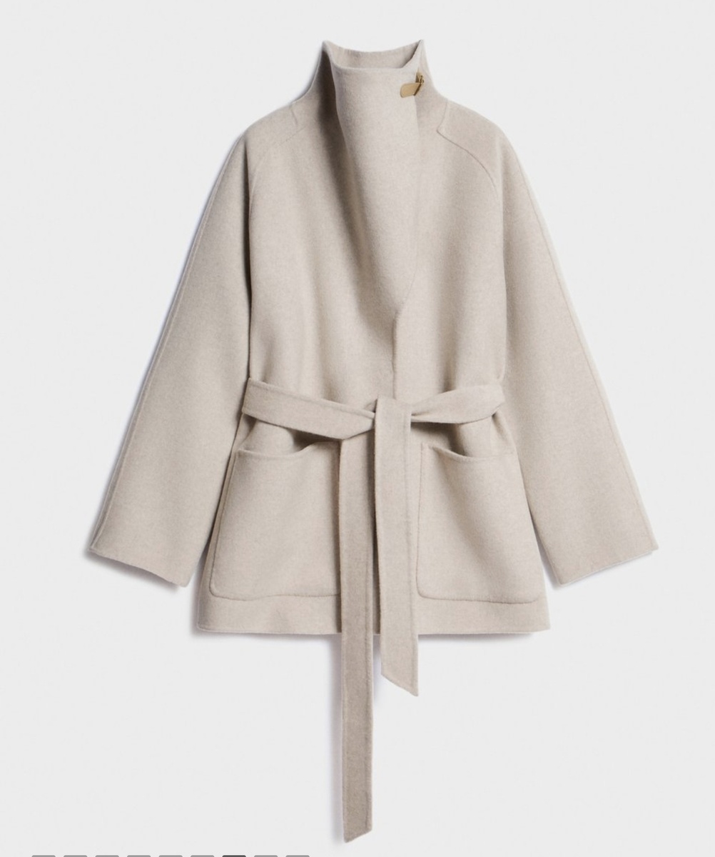 Пальто из шерсти Lime, арт сайта бренда 1209-830, ок. 18000 руб. 