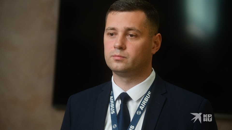 Пилоту, посадившему самолет в пшеничном поле, предложили работу в Азии