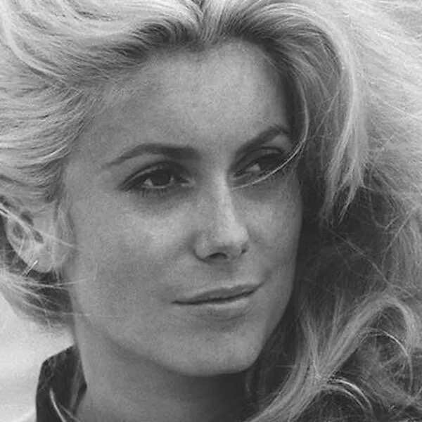 Катрин   Денев