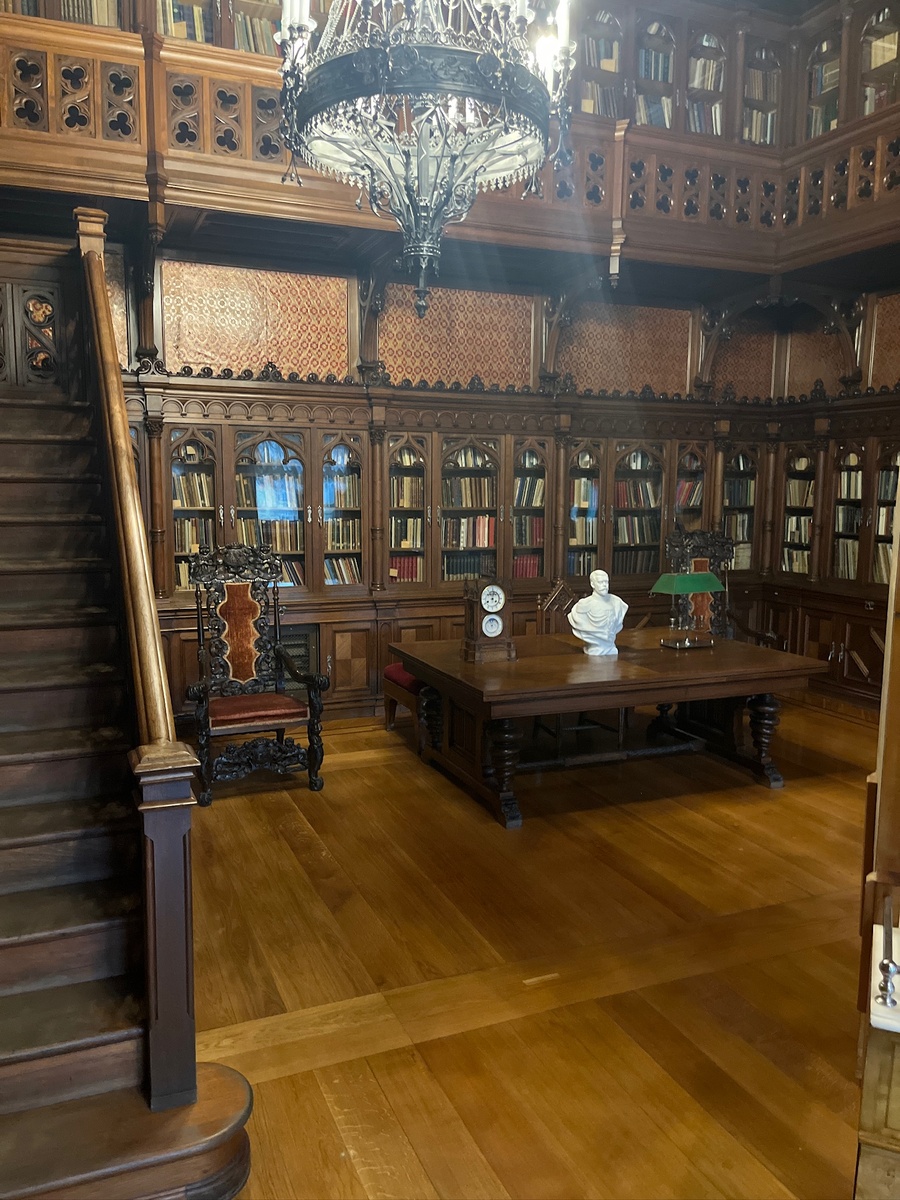 Библиотека Ниоклая II в Государственном Эрмитаже. Фото автора.