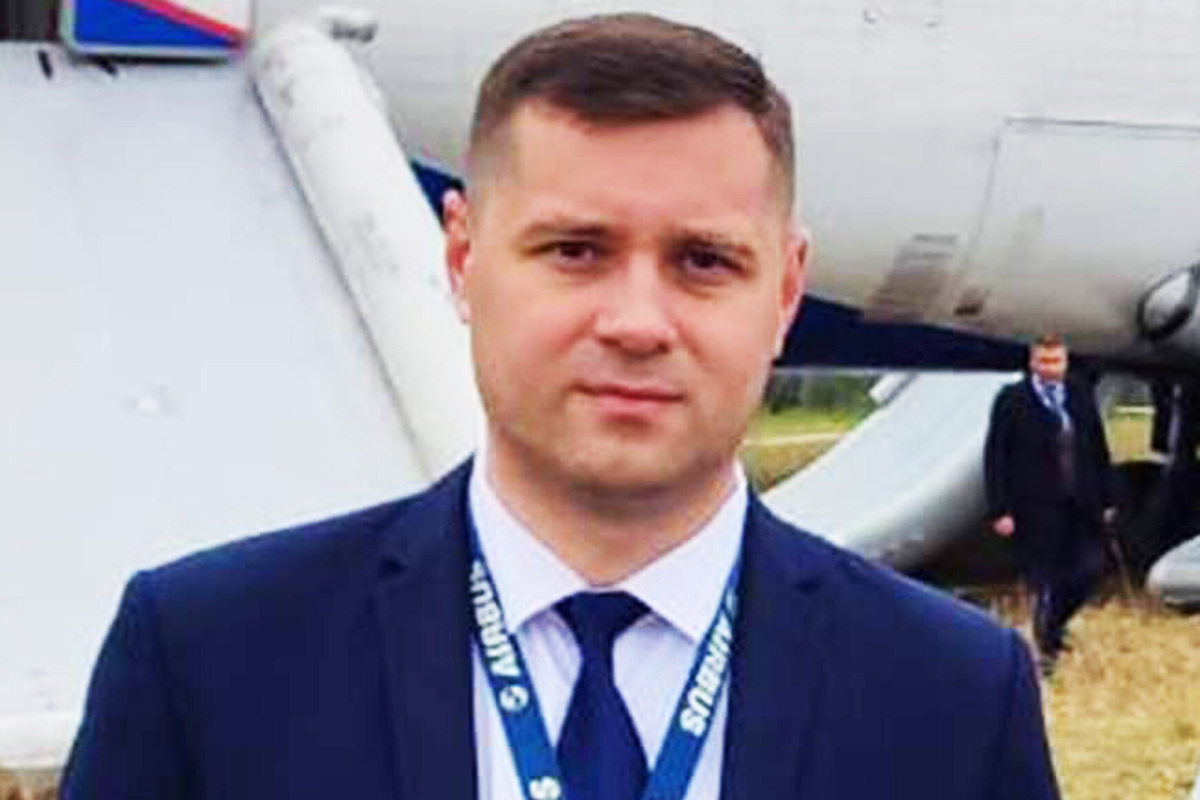     Посадившего самолет в пшеничном поле и спасшего 167 пассажиров пилота Сергея Белова позвали работать в Азию