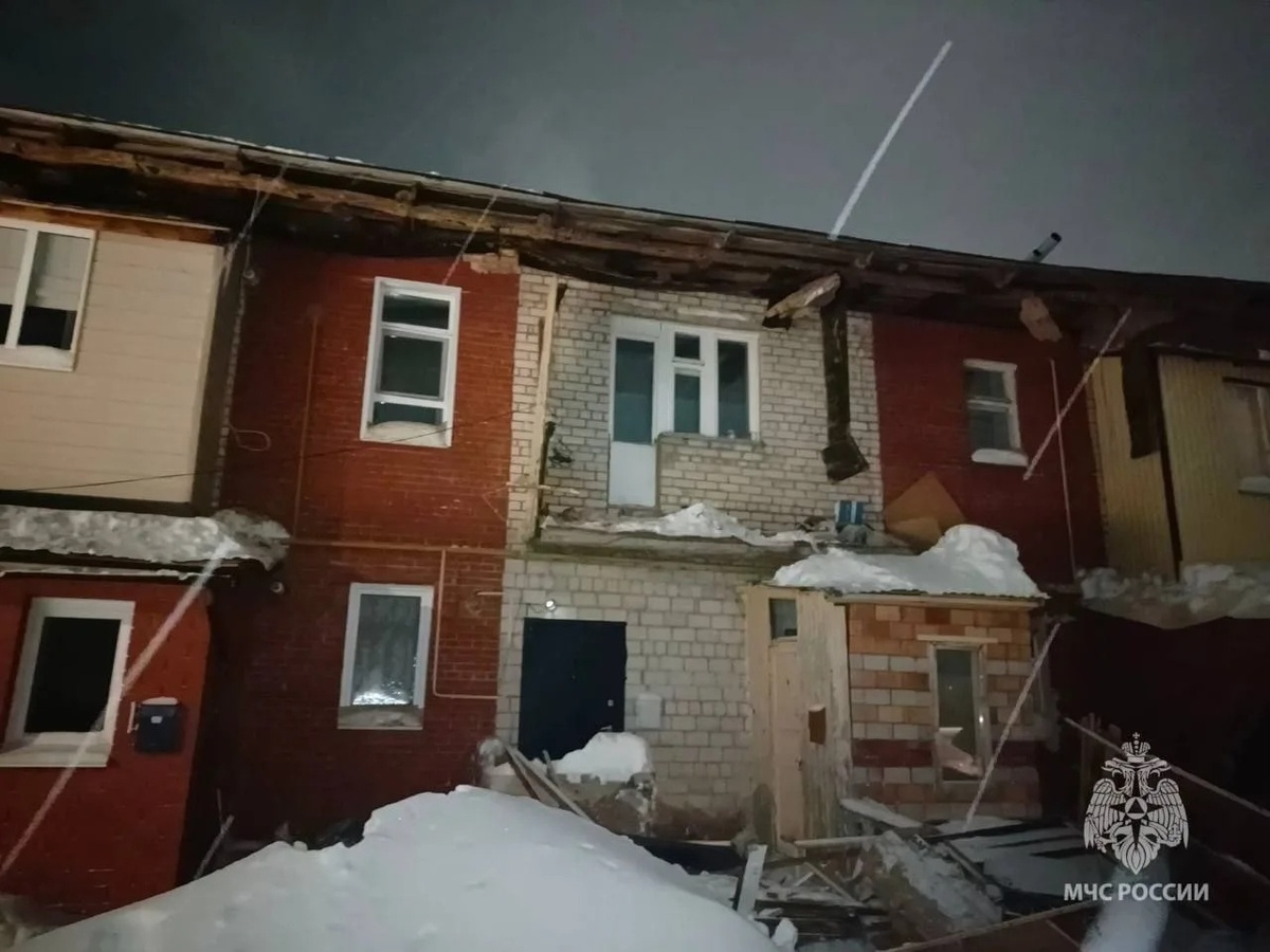    Кушнаренкола төндә йорт емерелгән