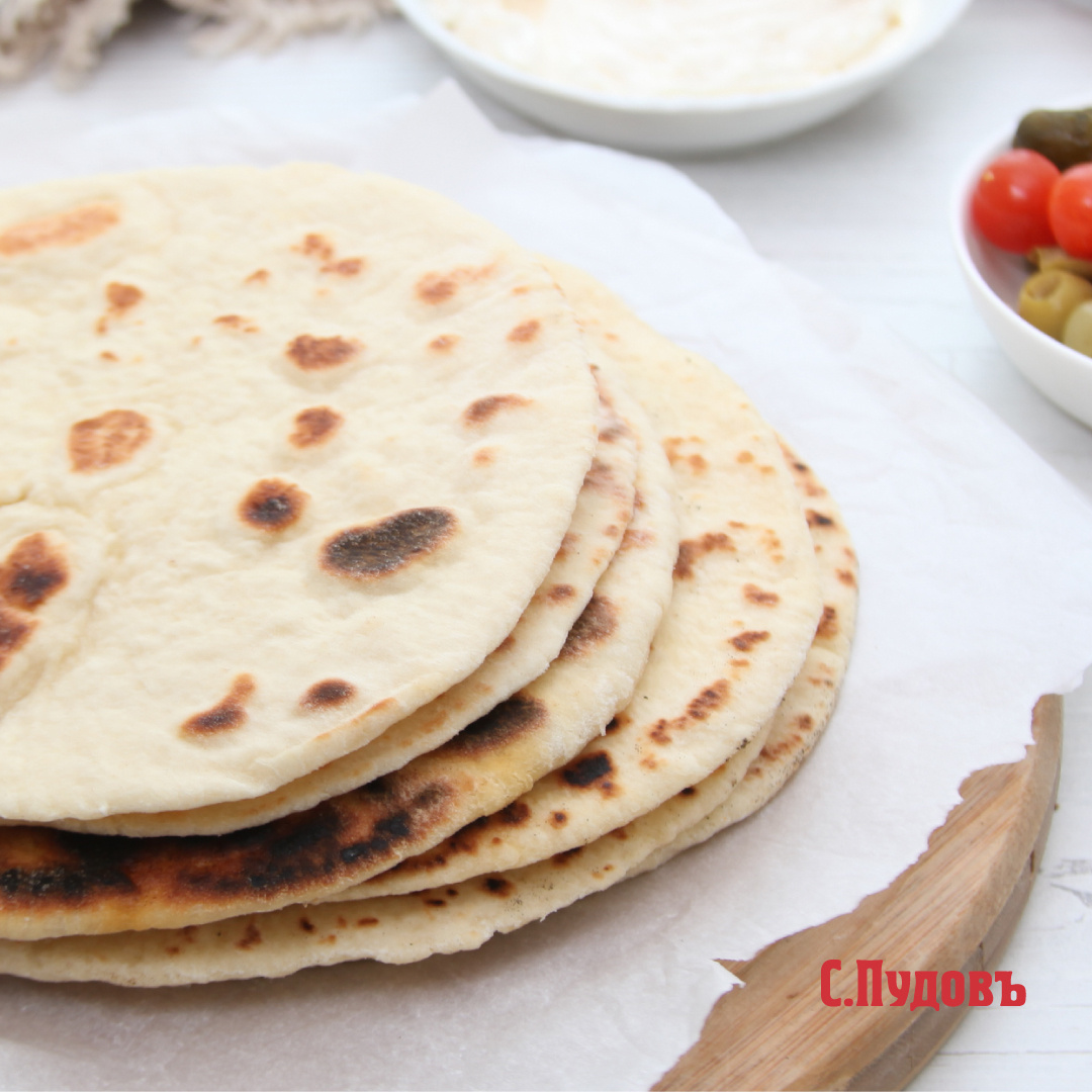 Дрожжевые лепёшке на сковороде