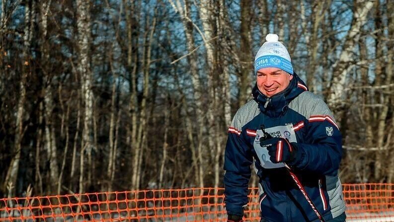    Мэр Новосибирска находится в отпуске   Группа «Максим Кудрявцев» ВК