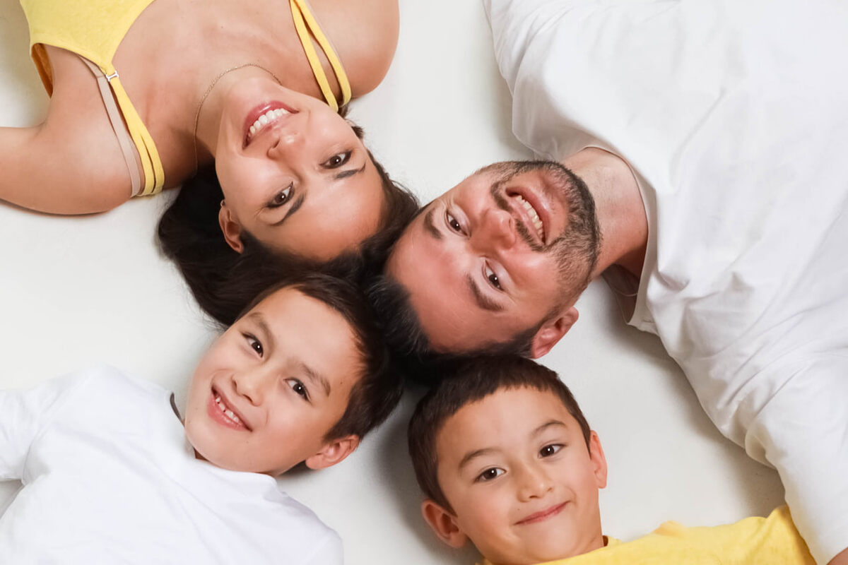 Uzor Wear семейный проект с заботой о людях. Органическая одежда и косметика из эко материалов