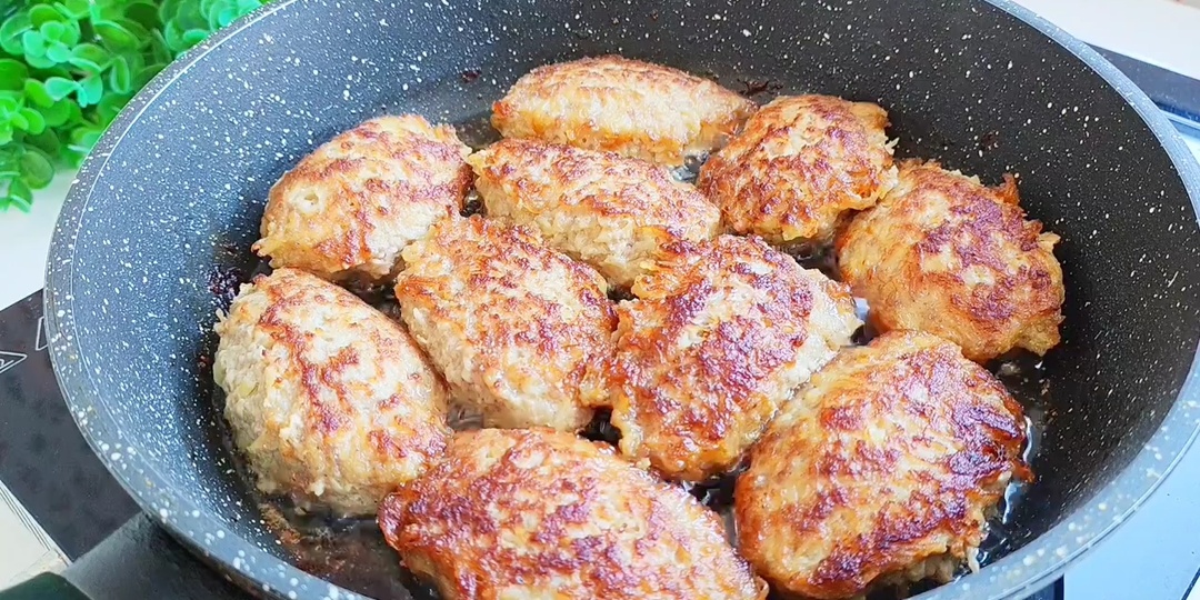 Котлеты с картофелем - целая сковорода котлет из 200 г фарша👍