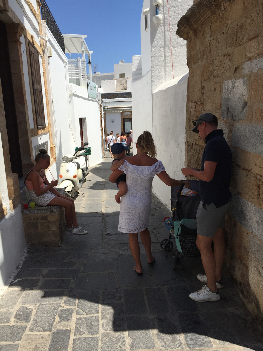 Улочки Линдоса