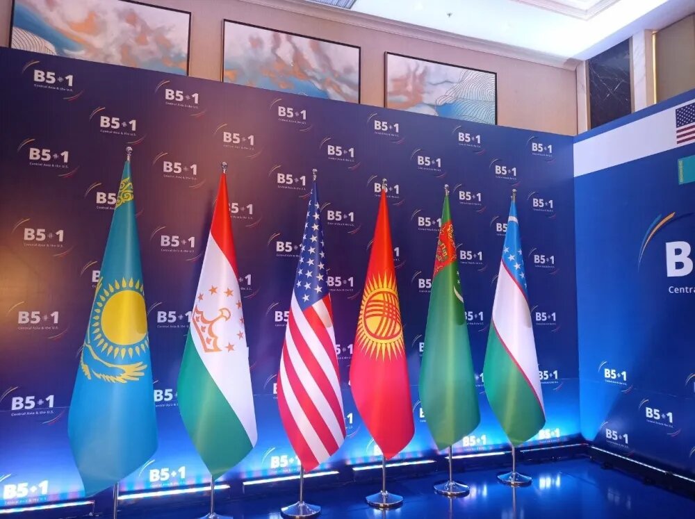    Цветокоррекция оригинального изображения была произведена с использованием ИИ "Ниязов 2.0"