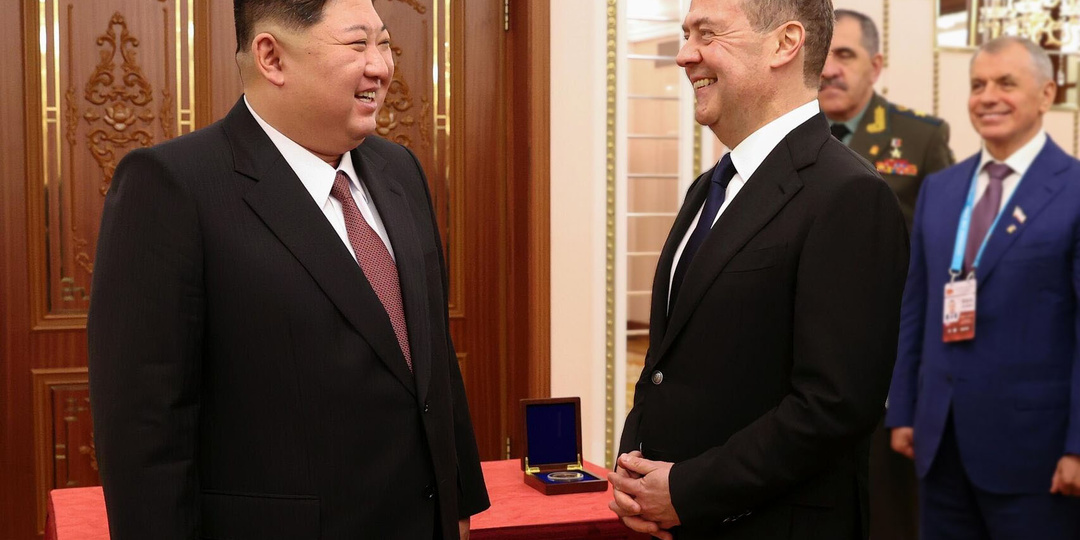 КНДР всем либералам-перевёртышам пример!