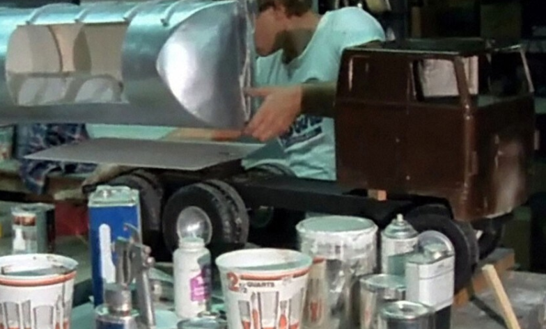 А бензовоз из Т2 - это модель