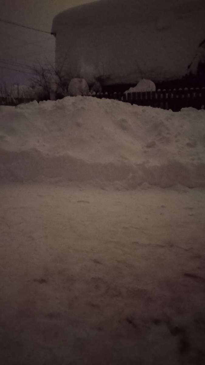 Вечером в пятницу- после уборки🥵 снега
