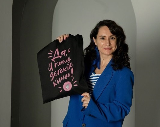 Детская писательница Евгения Русинова (псевдоним Женя Григорьева)