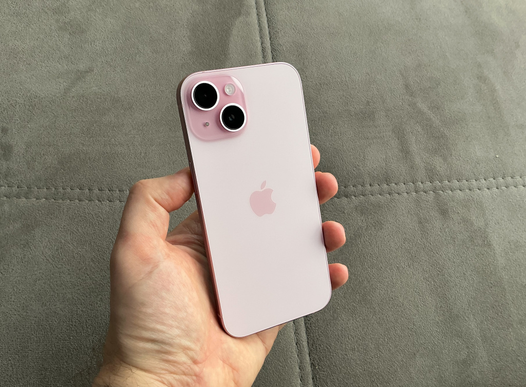    iPhone 15