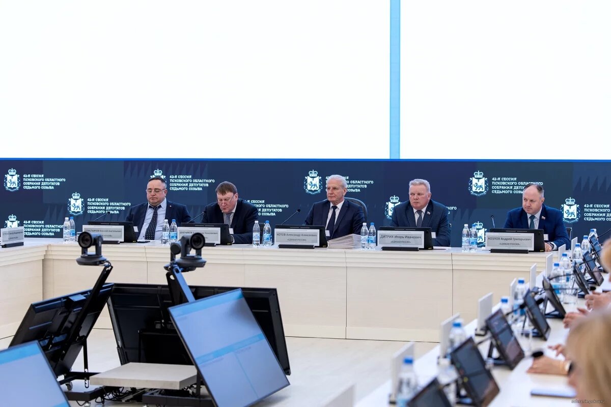    16 место в рейтинге открытости парламентов РФ заняло Псковское облСобрание