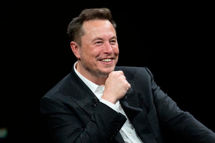 Обложка © Shutterstock / FOTODOM / Frederic Legrand - COMEO