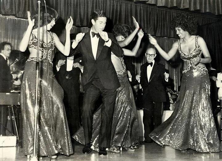 Угадали, кто это? Принц Чальз празднует свое тридцатилетие.  Фото из интернета.