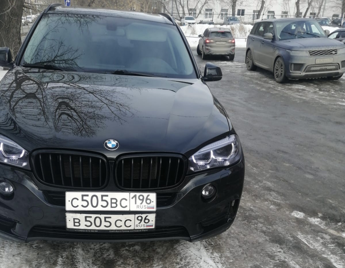 Этот водитель просто изготовил новые номера на свой автомобиль, его лишили прав на 6 месяцев.