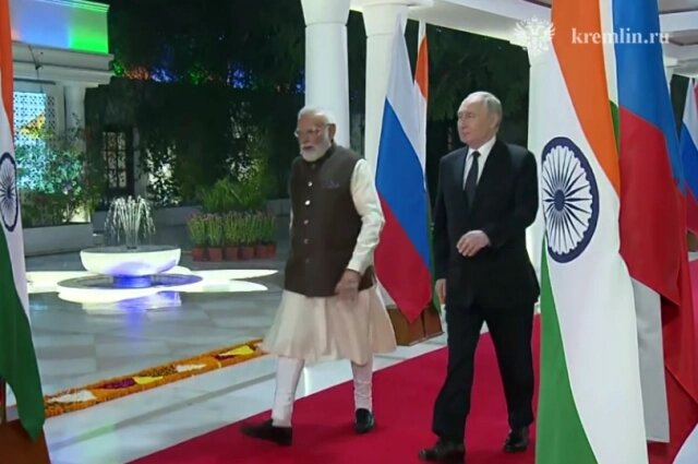    Визит Владимира Путинав Индию в декабре 2025 г. Кадр видео