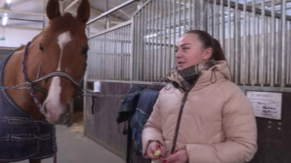    Обзор на конно-спортивную школу сделал корреспондент ГТРК «Курск» Станислав Цилинко