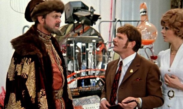 За машину для фильма инженеру заплатили, какза изобретение