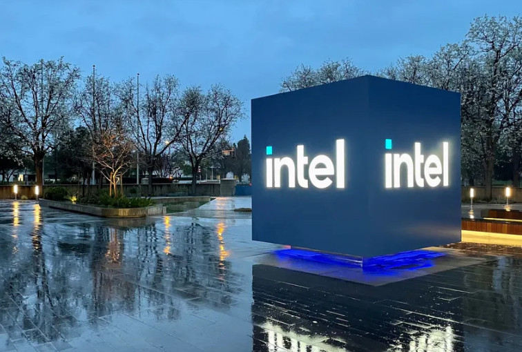 Почему Intel теряет позиции или история одной самоуверенности