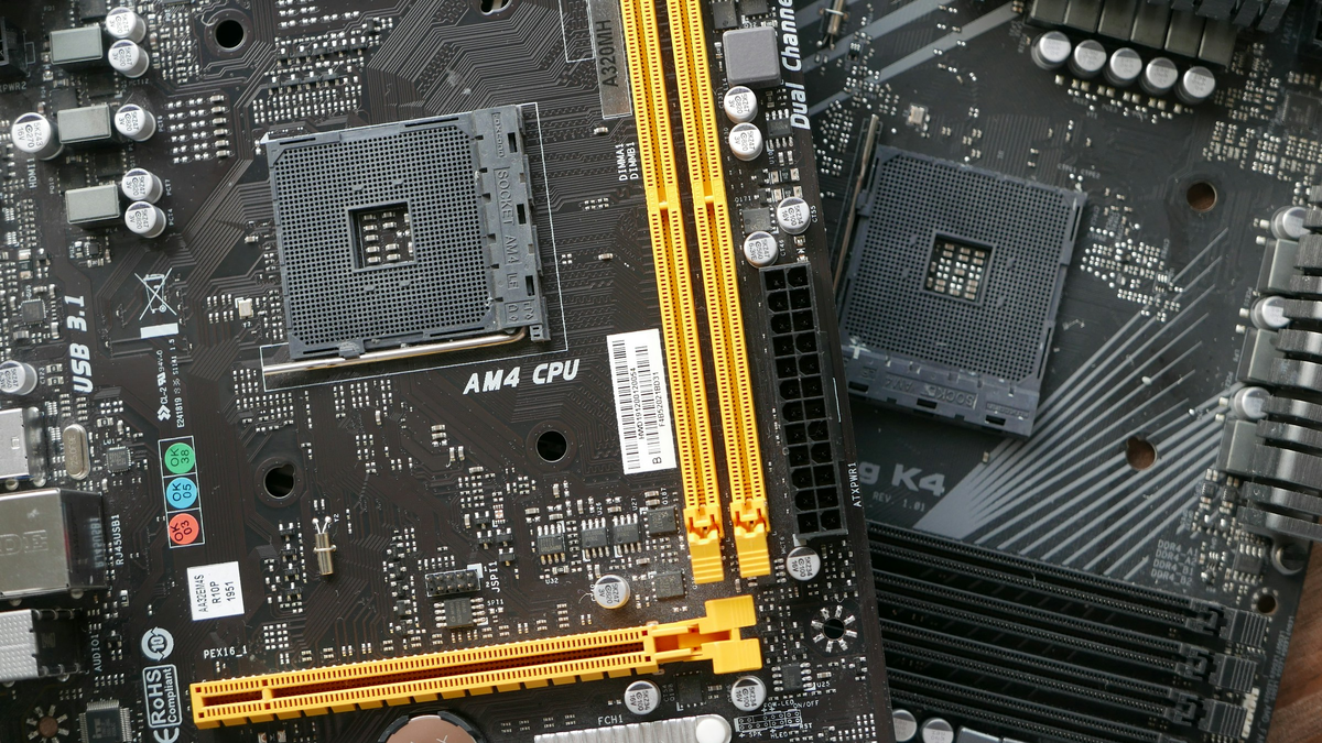 Лучшие материнские платы в 2026 году