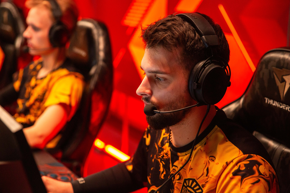   Иван «Эдмайт» Липунов LAN-финал Astrum League 2025Архивы пресс-службы