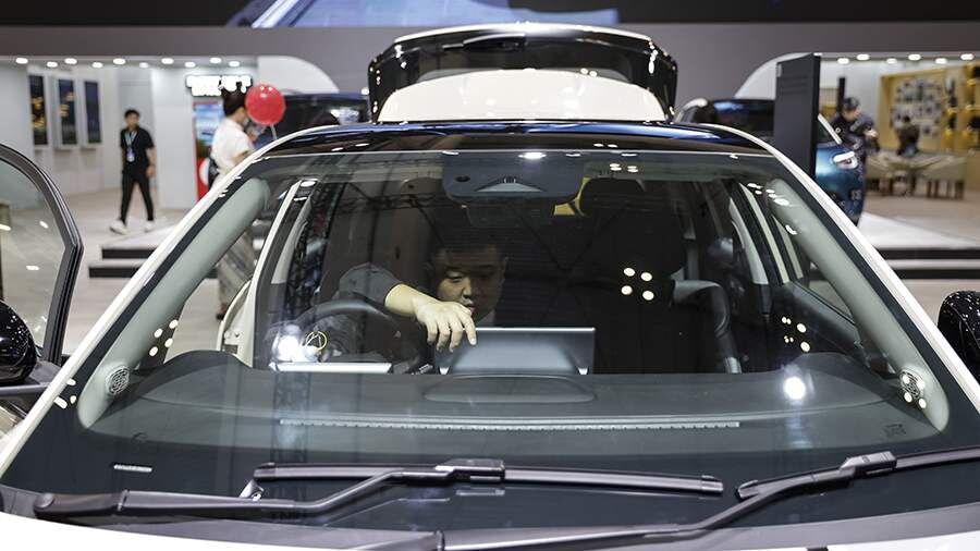    Фото: TASS/EPA/MAST IRHAM