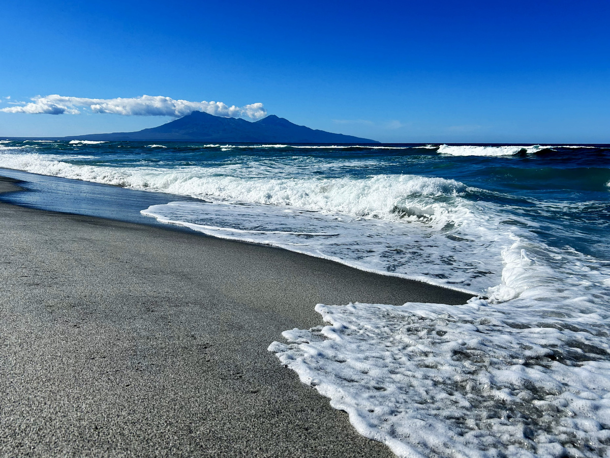 Остров Итуруп. Тихий океан