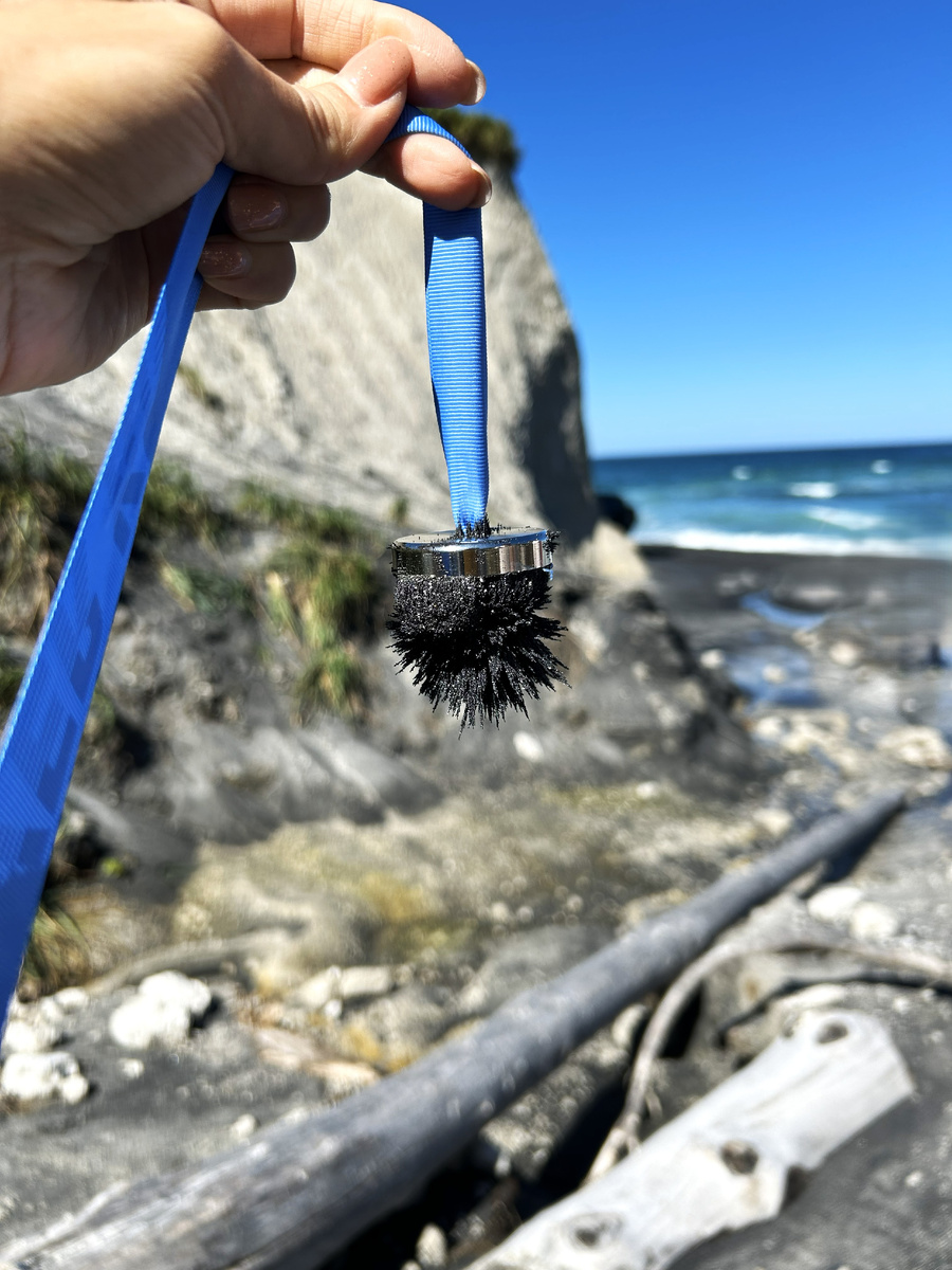 Остров Итуруп. Магнитный черный песок