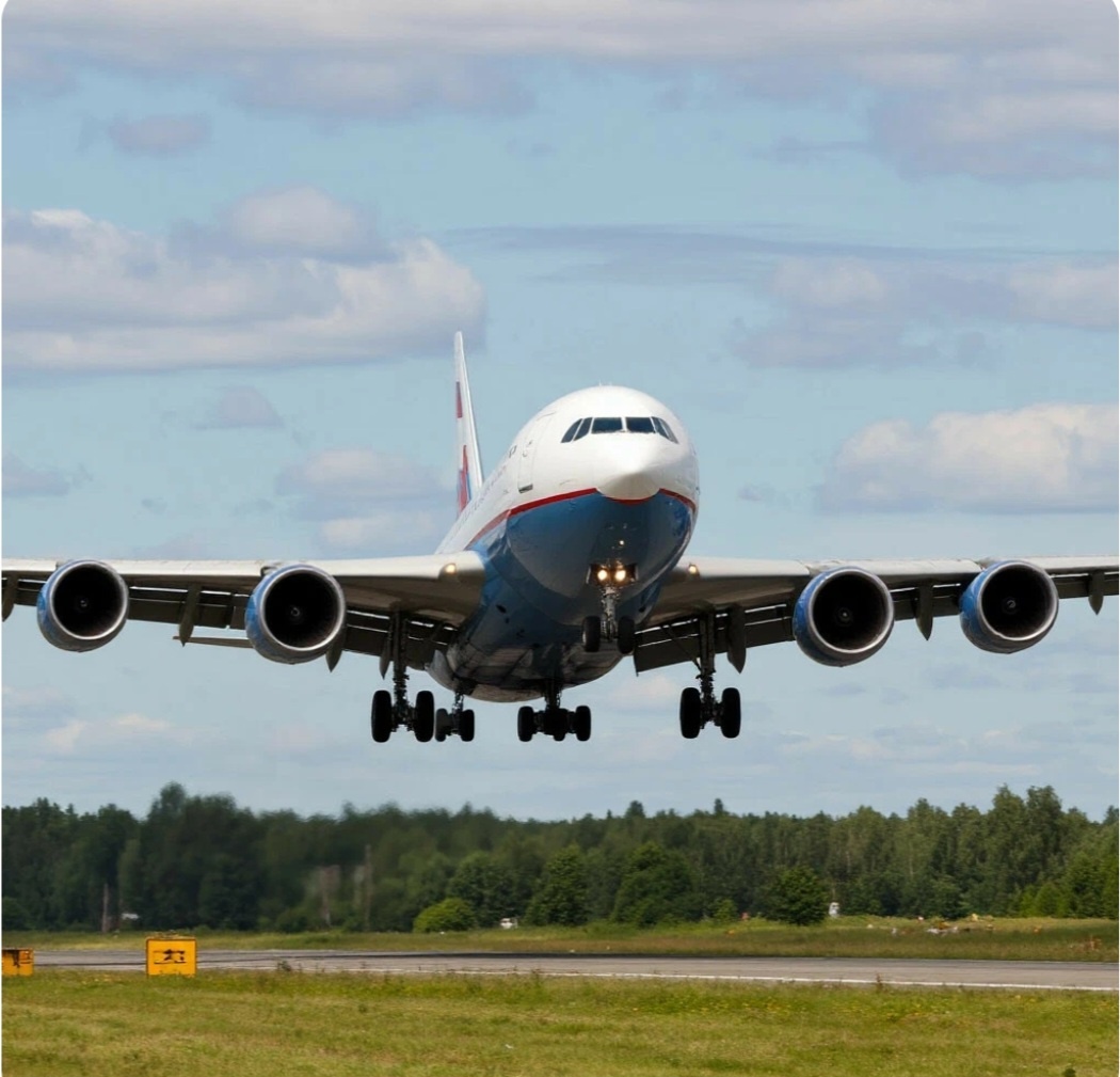 Автор Игорь Гладников 